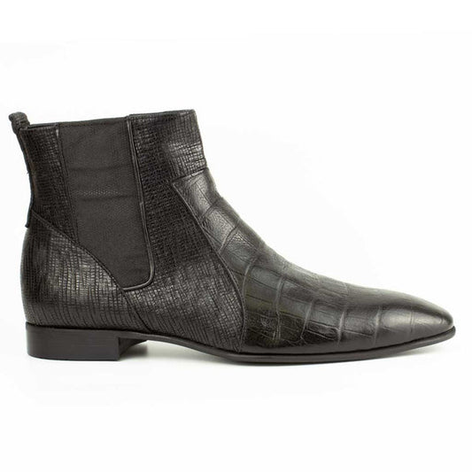 Elevate Your Fashion Statement with a Pair of Classis Chelsea Boots Mens!