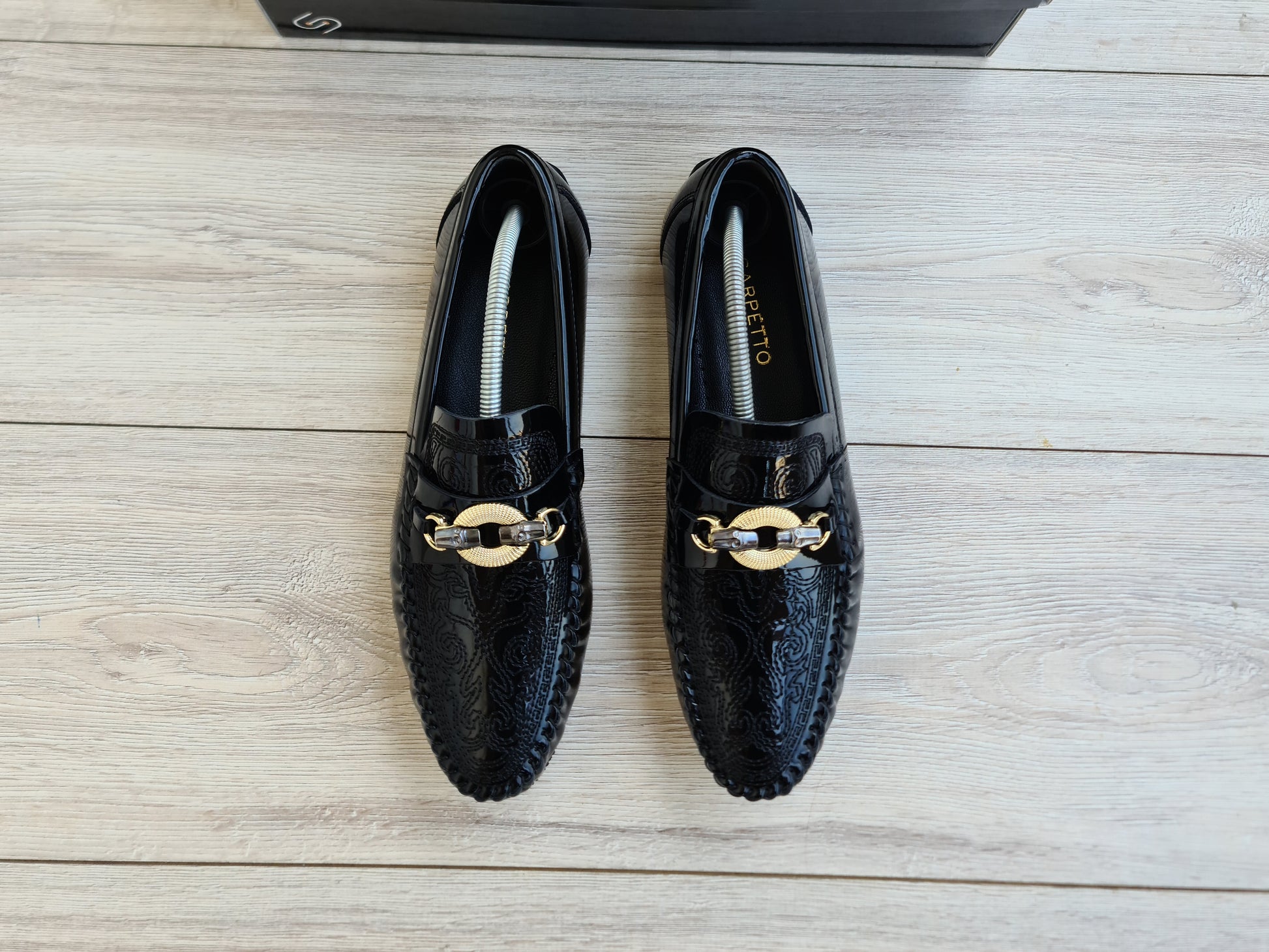 Men's Embroidered Patent Leather Loafers - Scarpetto