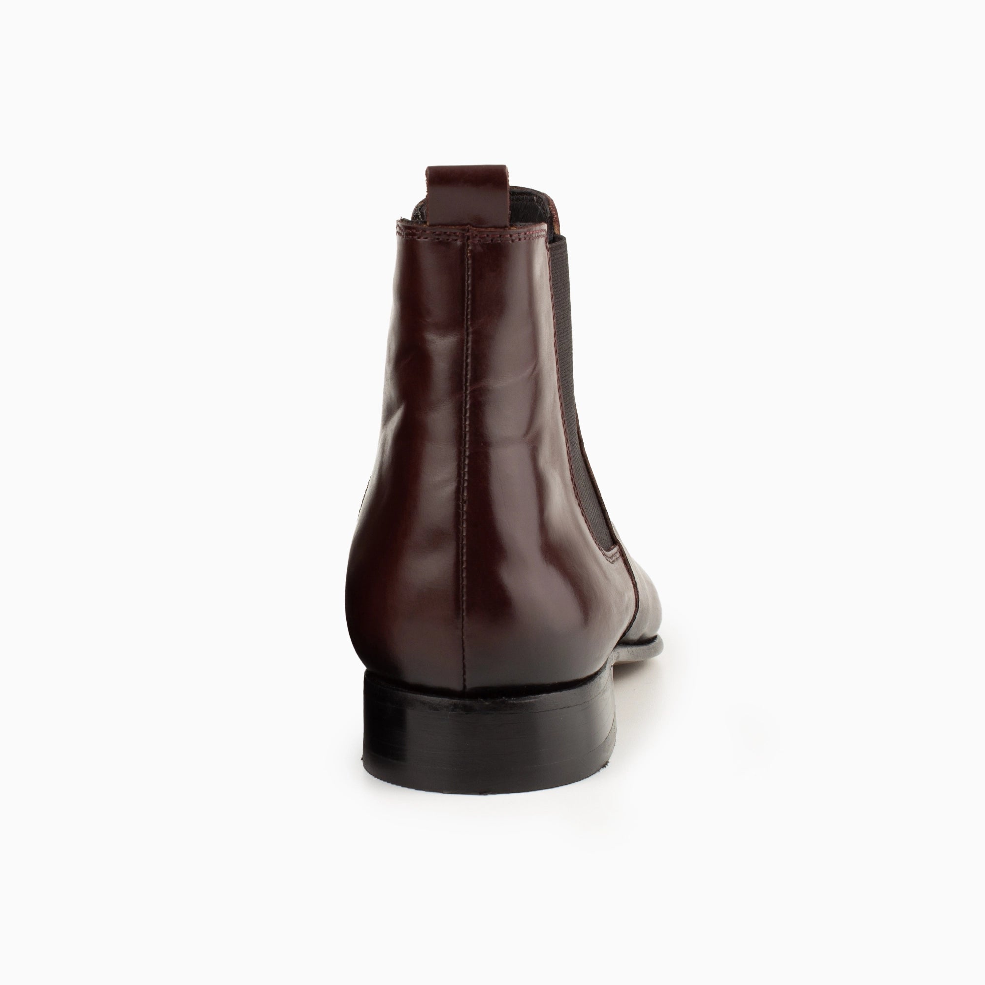 Giovanni Burgundy Chelsea Boots for Men — three-quarter view | Scarpetto
