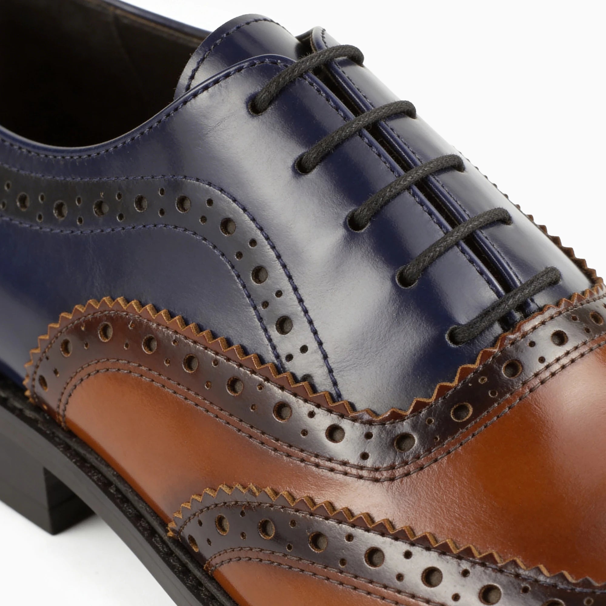Adriano Brown-Navy Wingtip Leather Oxford — heel detail | Scarpetto