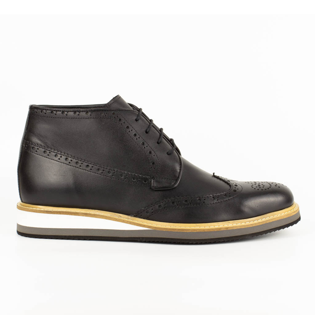 Wingtip chukka hot sale