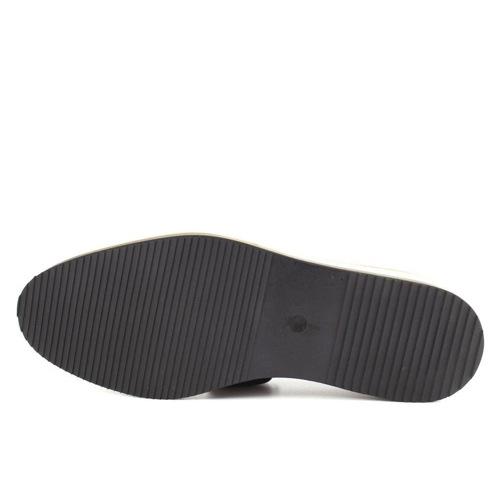 Vestito Navy Wingtip Leather Derby for Men — heel detail | Scarpetto