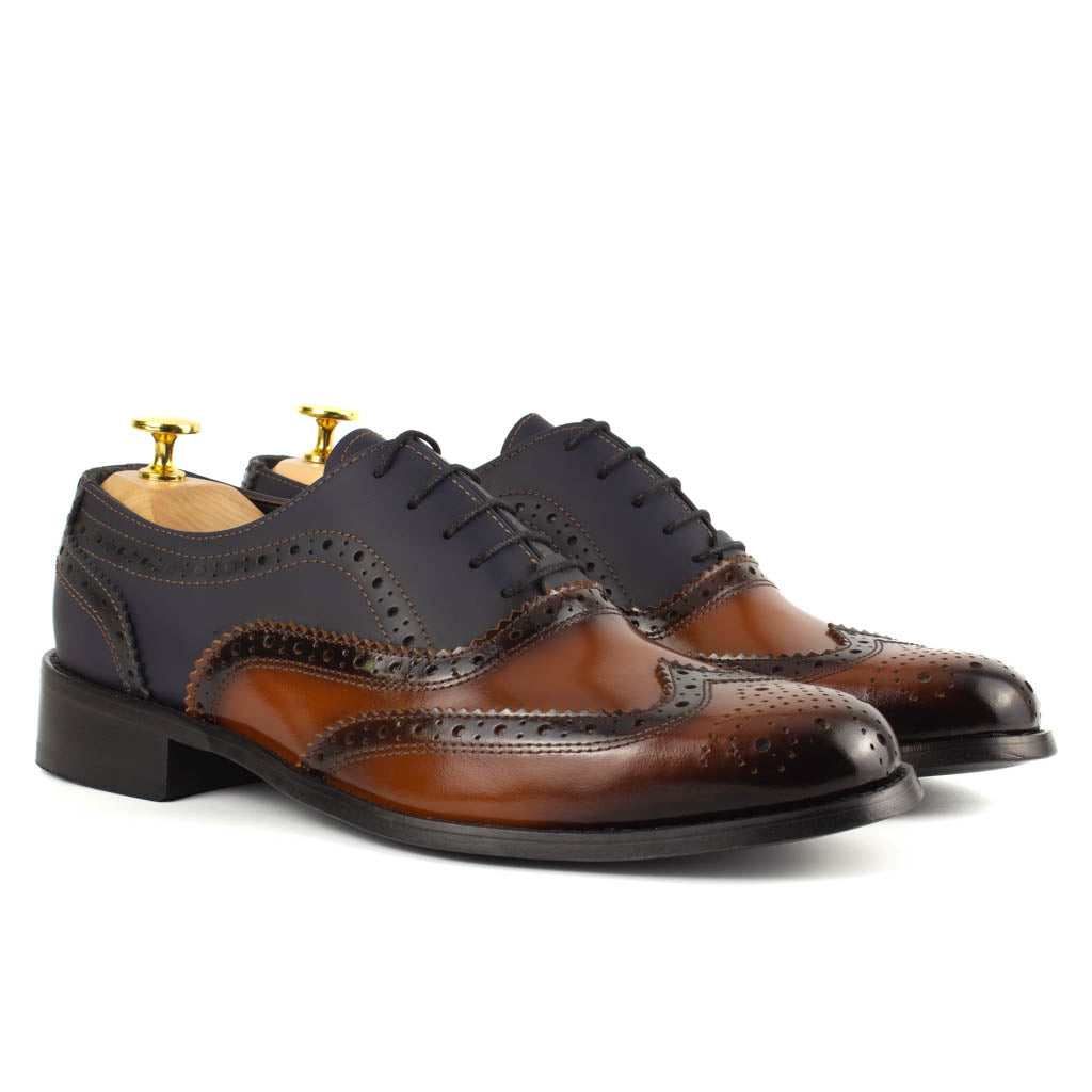 Adriano Two-Tone Wingtip Men's Oxford — top view | Scarpetto
