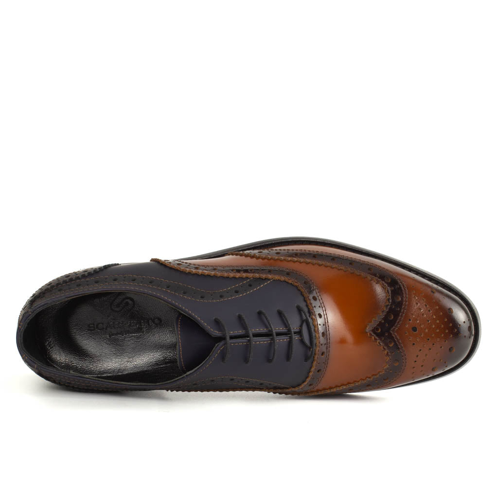 Adriano Two-Tone Wingtip Men's Oxford — toe detail | Scarpetto