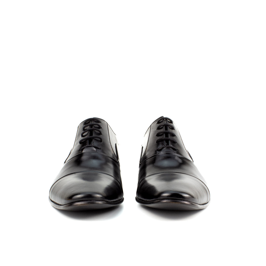 Sanzio Polished Black Cap-Toe Oxford for Men — three-quarter view | Scarpetto