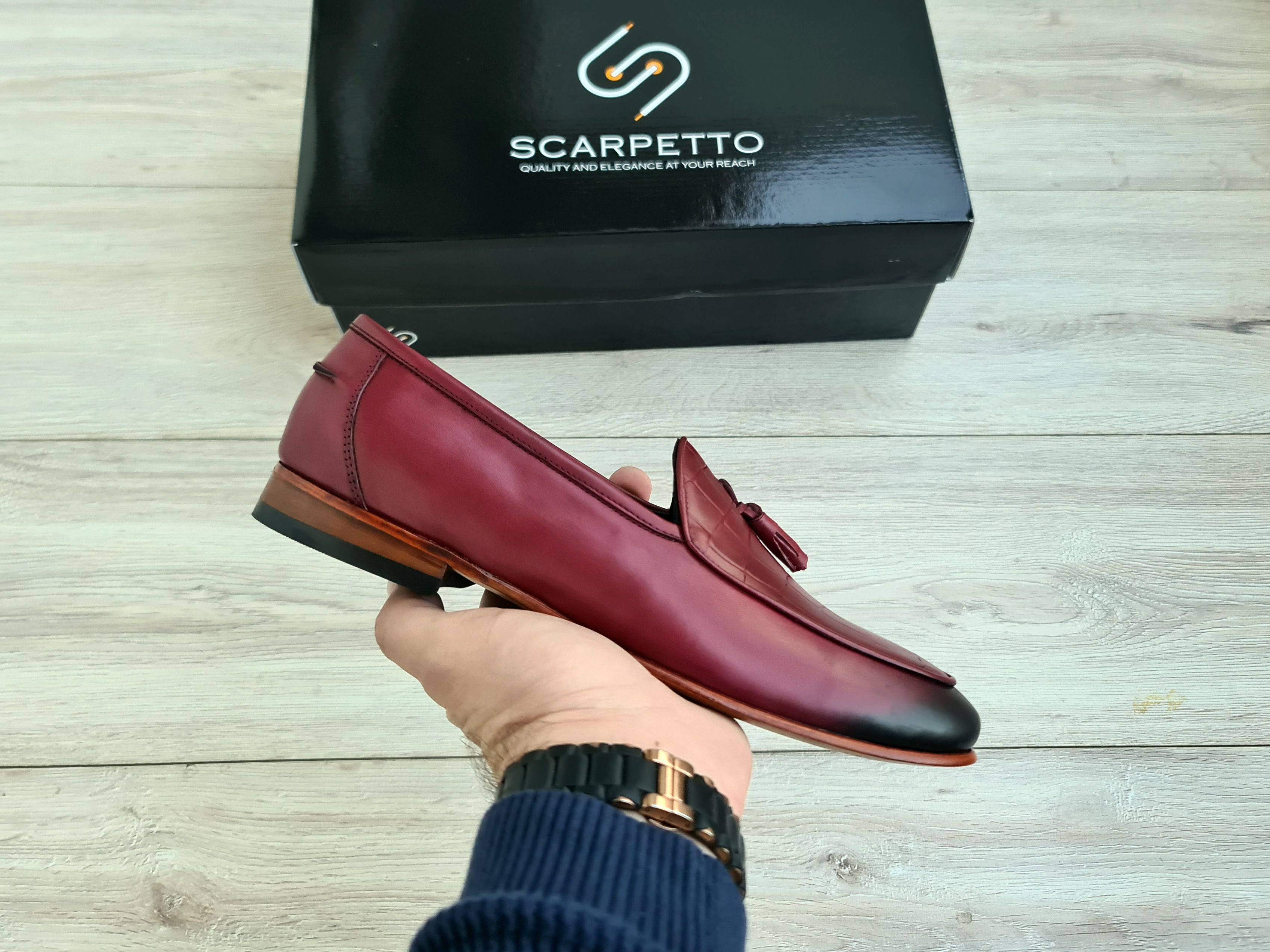 Frangiato Croco Burgundy Men's Loafer — three-quarter view | Scarpetto