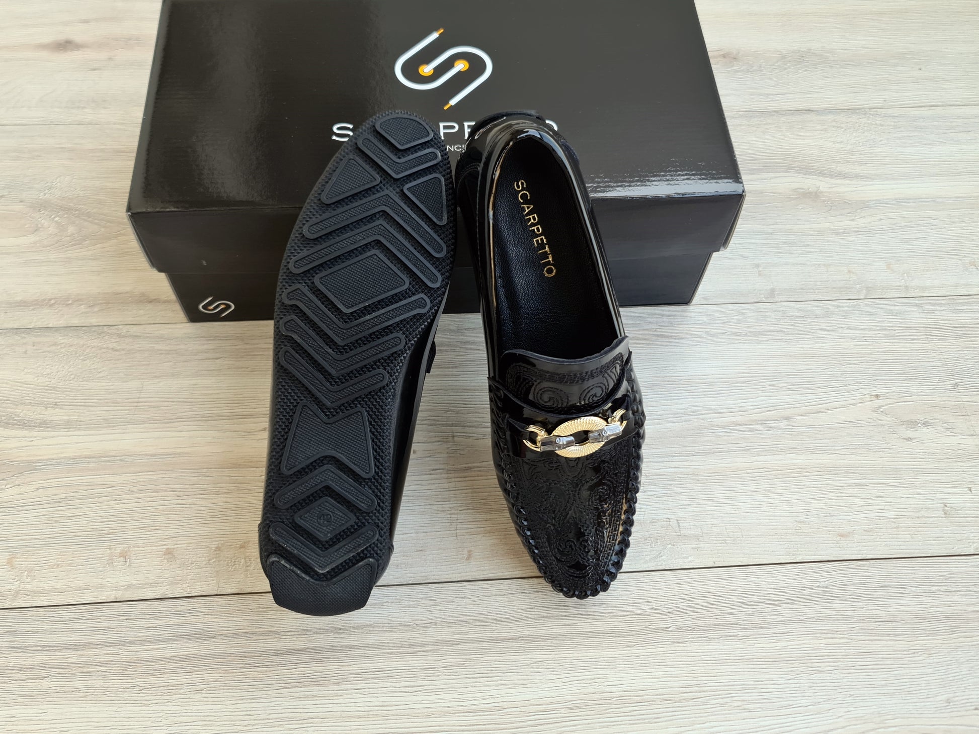 Men's Embroidered Patent Leather Loafers - Scarpetto