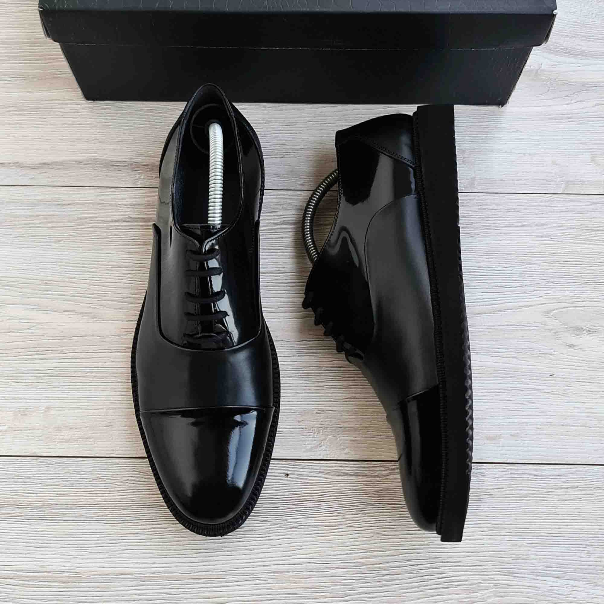 Tux Cap Toe Polished Leather Men's Derby — side view | Scarpetto