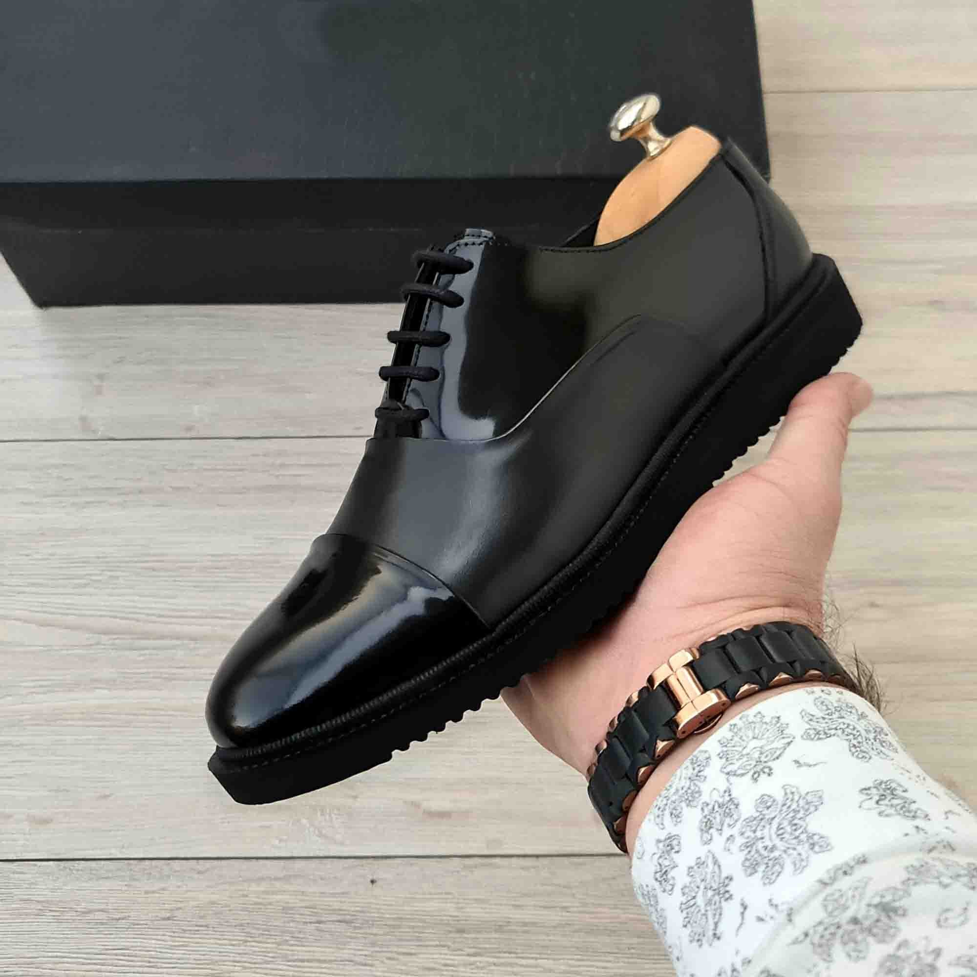 Tux Cap Toe Polished Leather Men's Derby — three-quarter view | Scarpetto