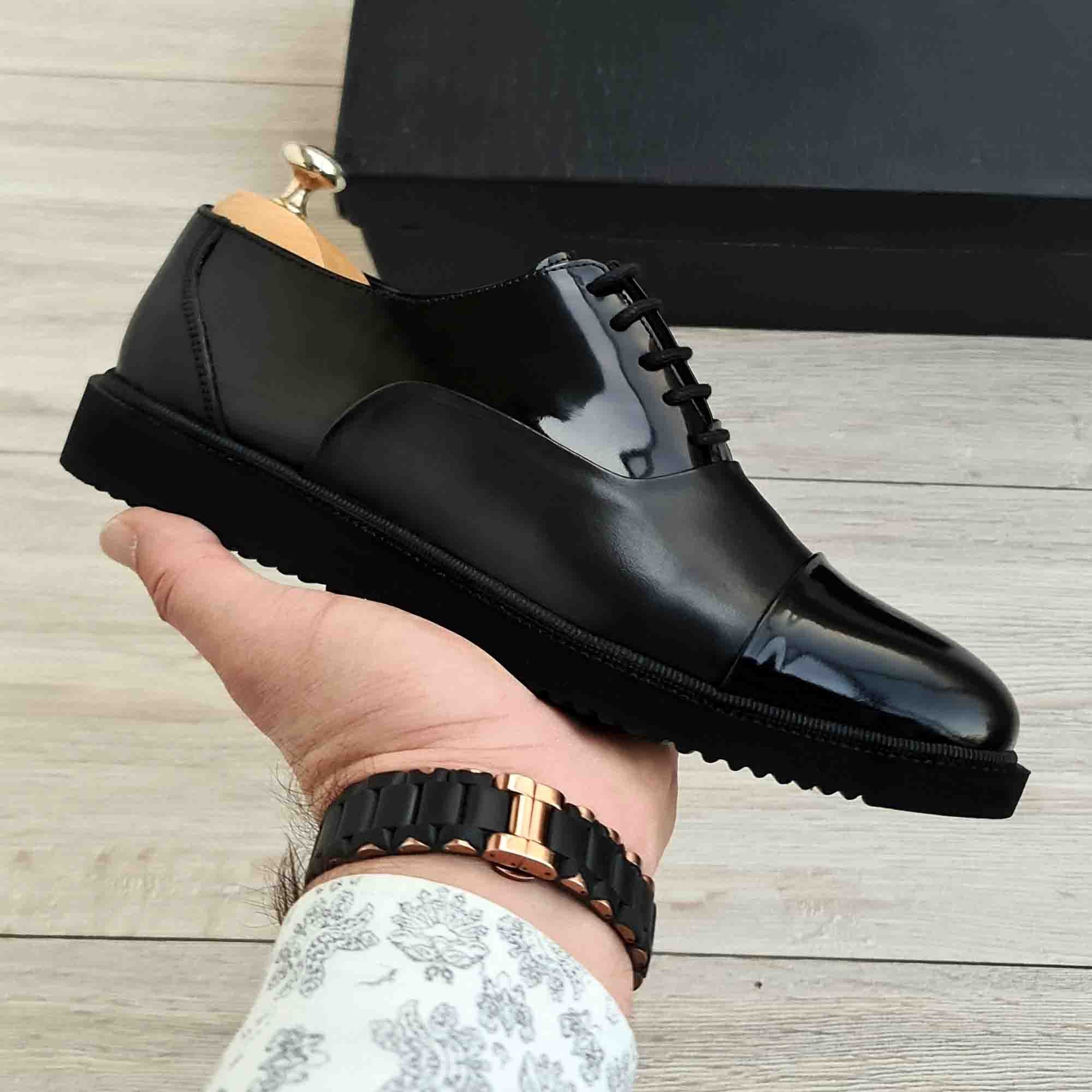 Tux Cap Toe Polished Leather Men's Derby — sole detail | Scarpetto