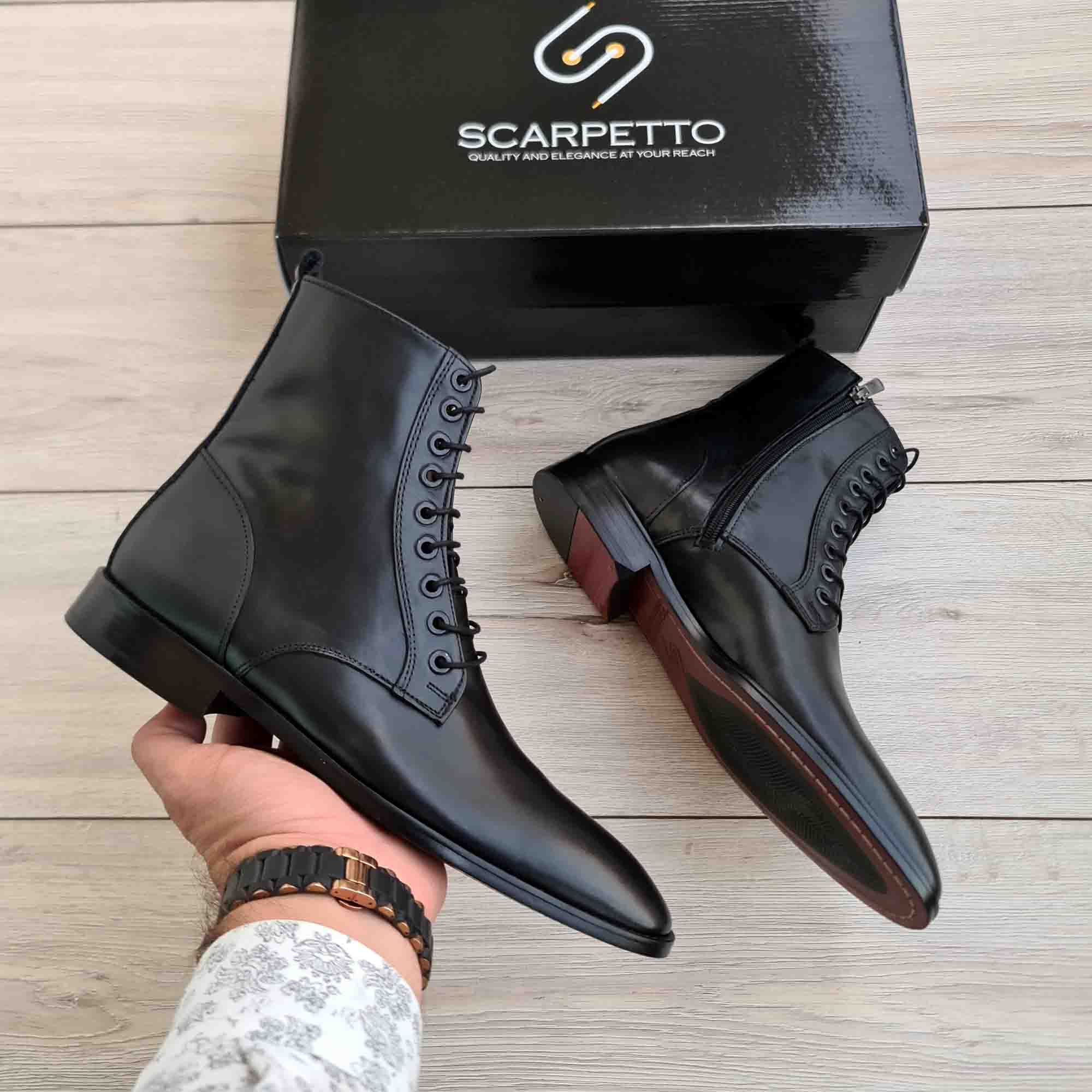 Windsor Black Leather Lace-Up Ankle Boots — toe detail | Scarpetto