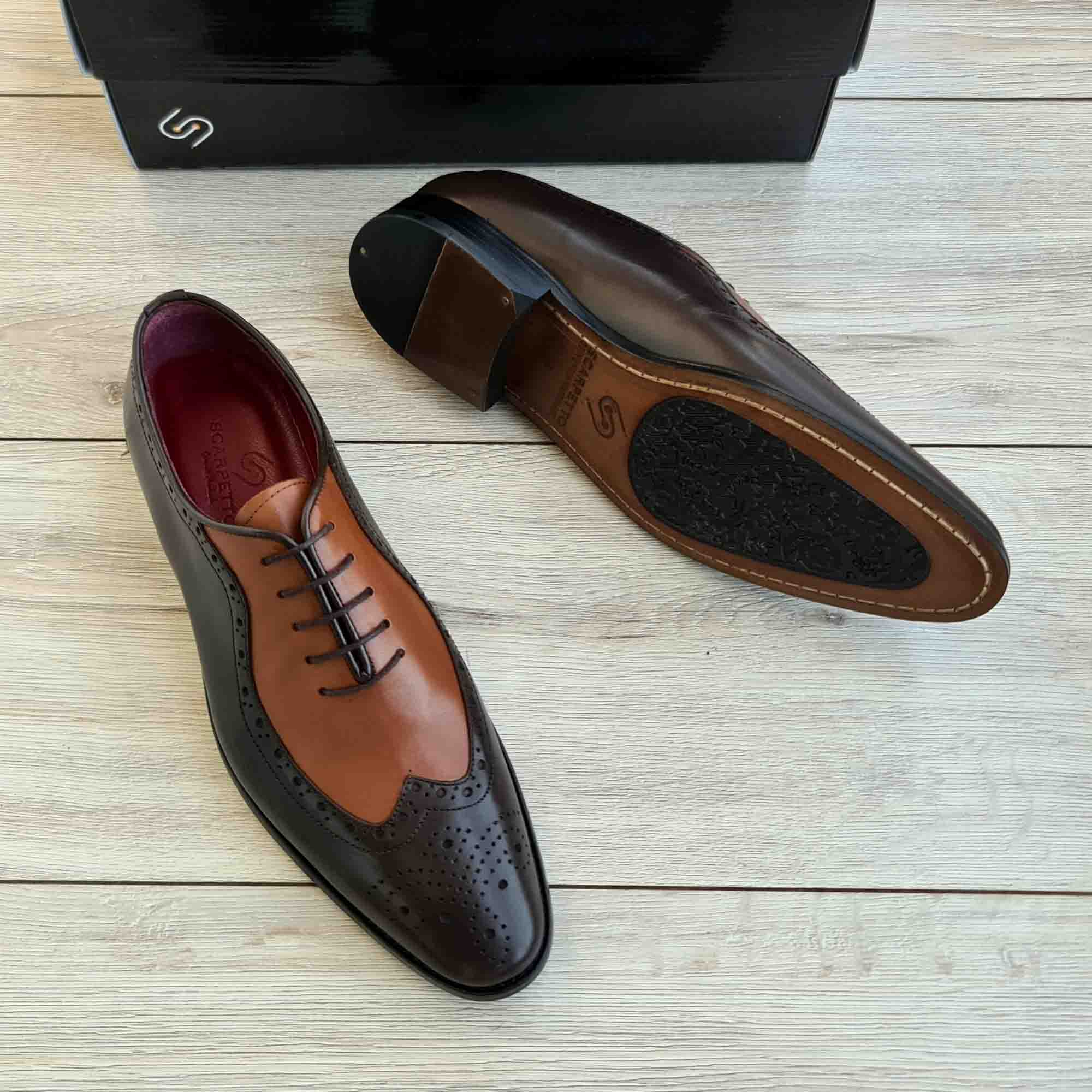 Toscano Duo Wingtip Men's Leather Oxford — sole detail | Scarpetto