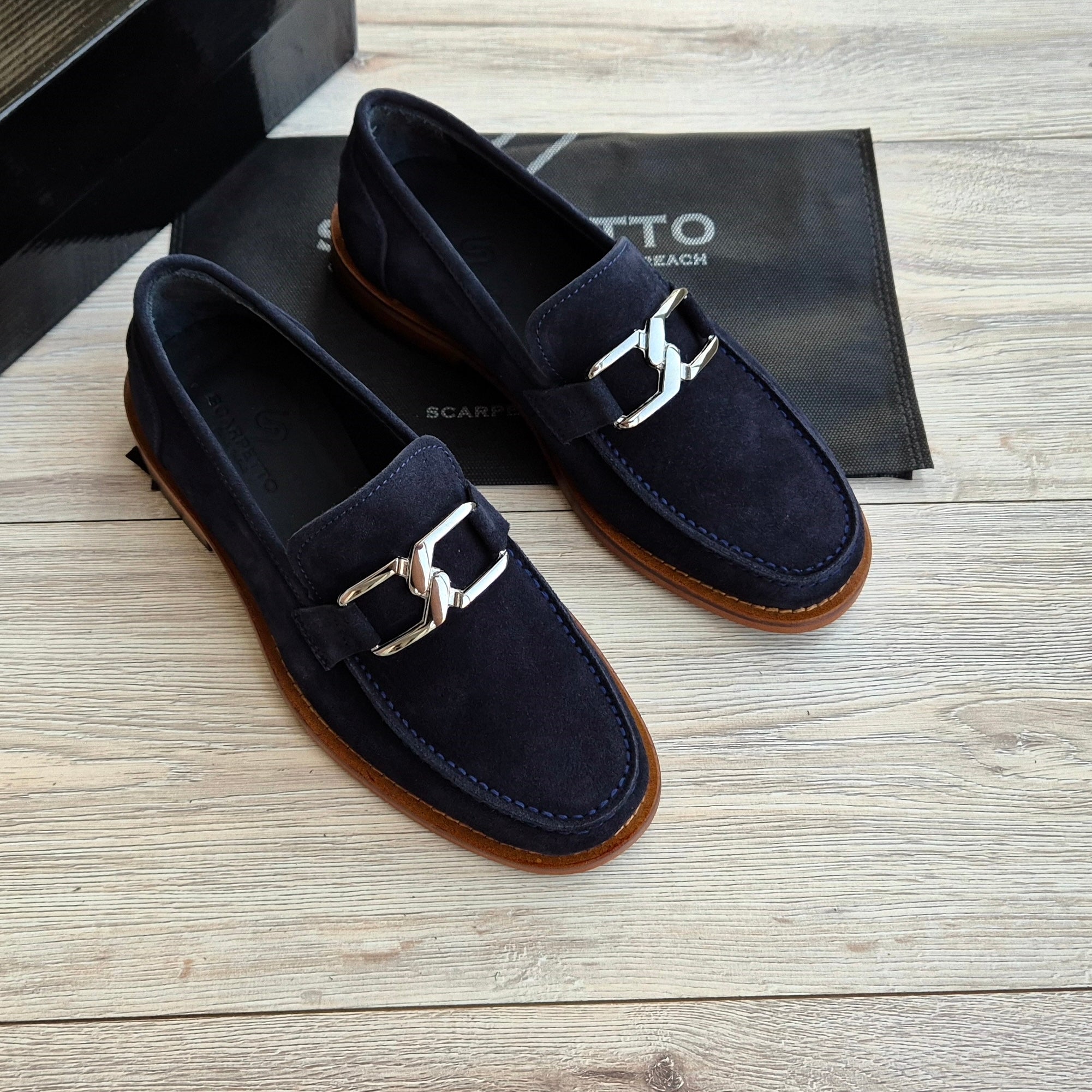 Veltrano Navy Suede Men's Loafer — sole detail | Scarpetto