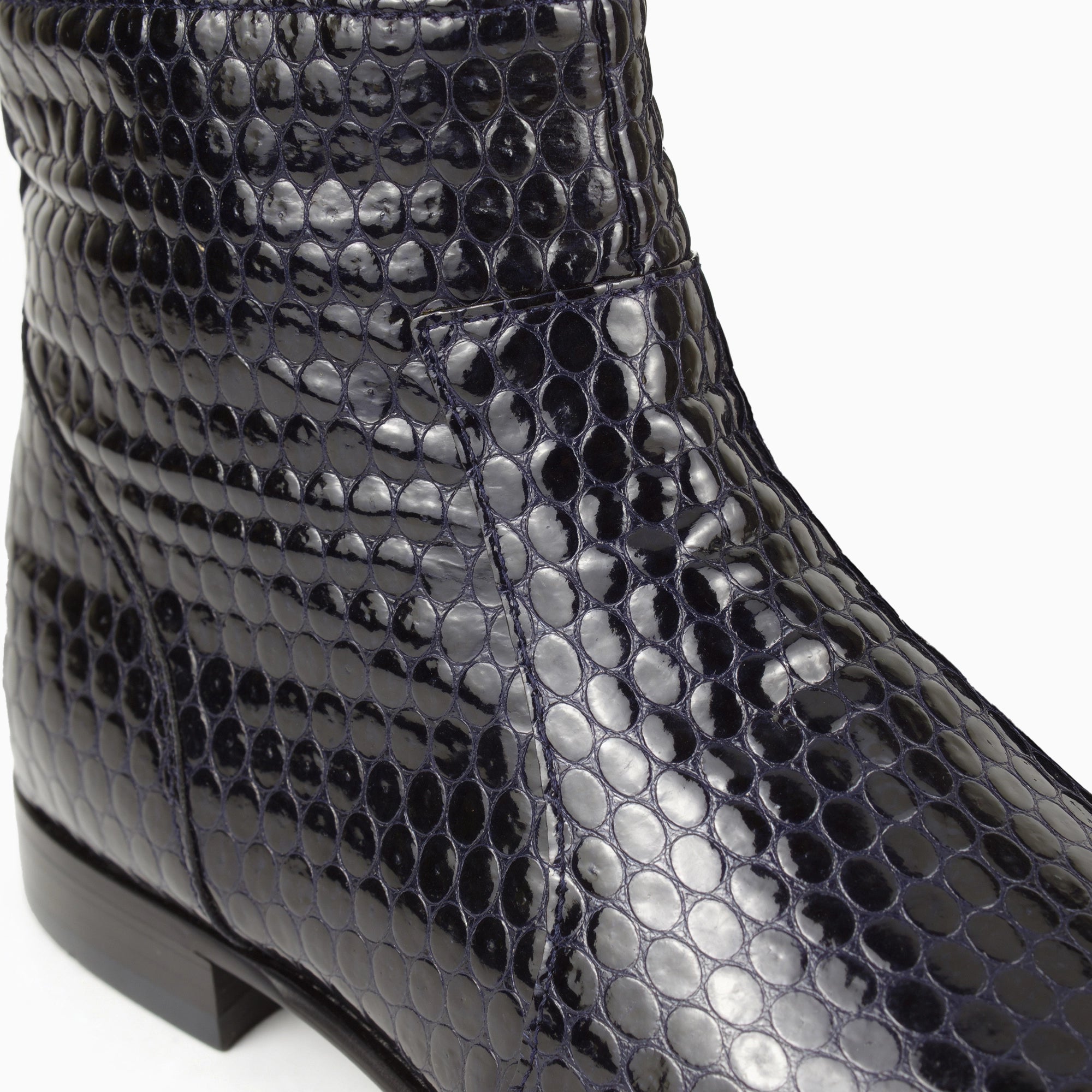 Raphael Legacy Honeycomb Chelsea Boots — sole detail | Scarpetto