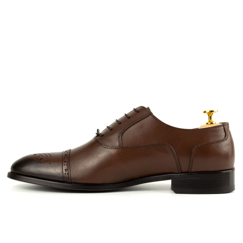 Brunello Cap-Toe Brogue Men's Derby — heel detail | Scarpetto