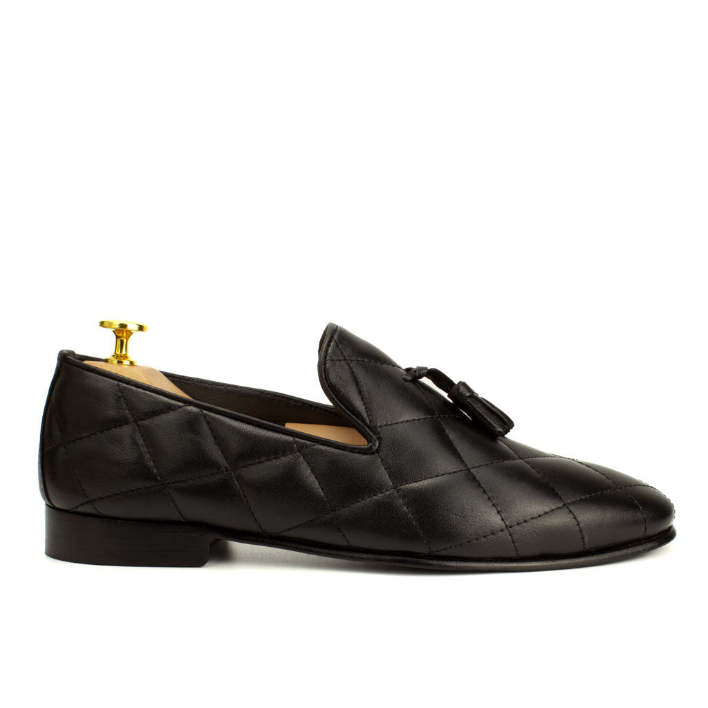 Premium Quilted Leather Tassel Loafers in Black