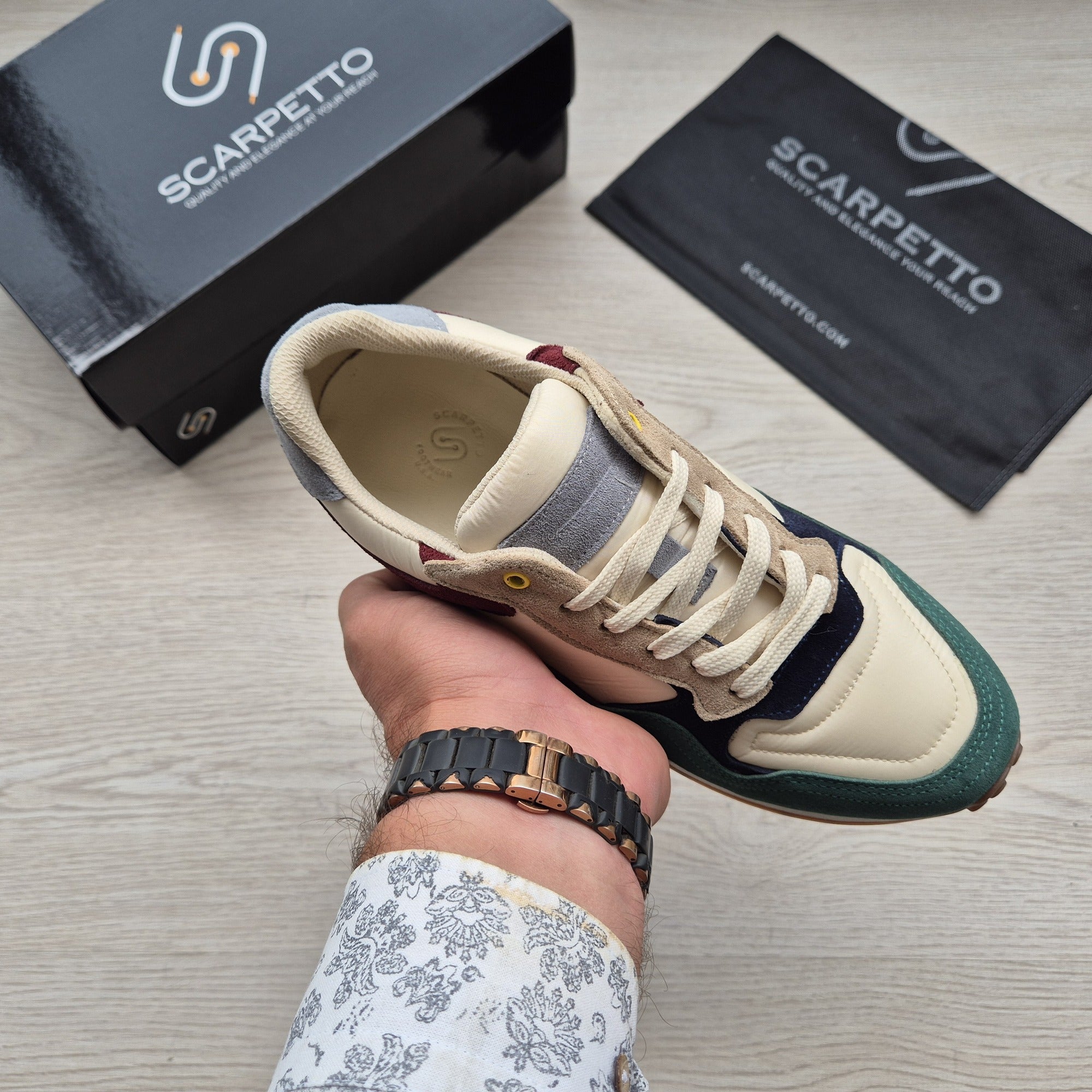 Corsa Harvest Multi Retro Running Sneaker - front view