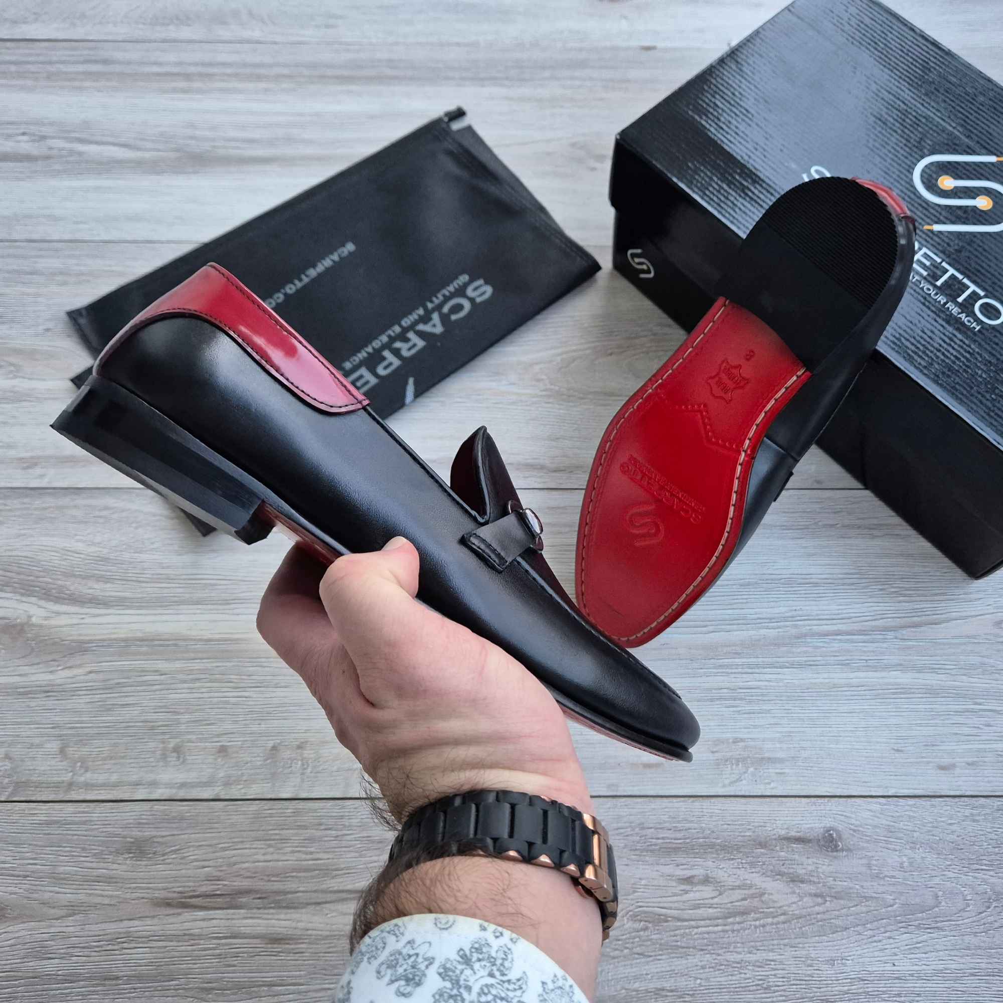 Dario Classic Red Sole Leather Men's Loafer — sole detail | Scarpetto