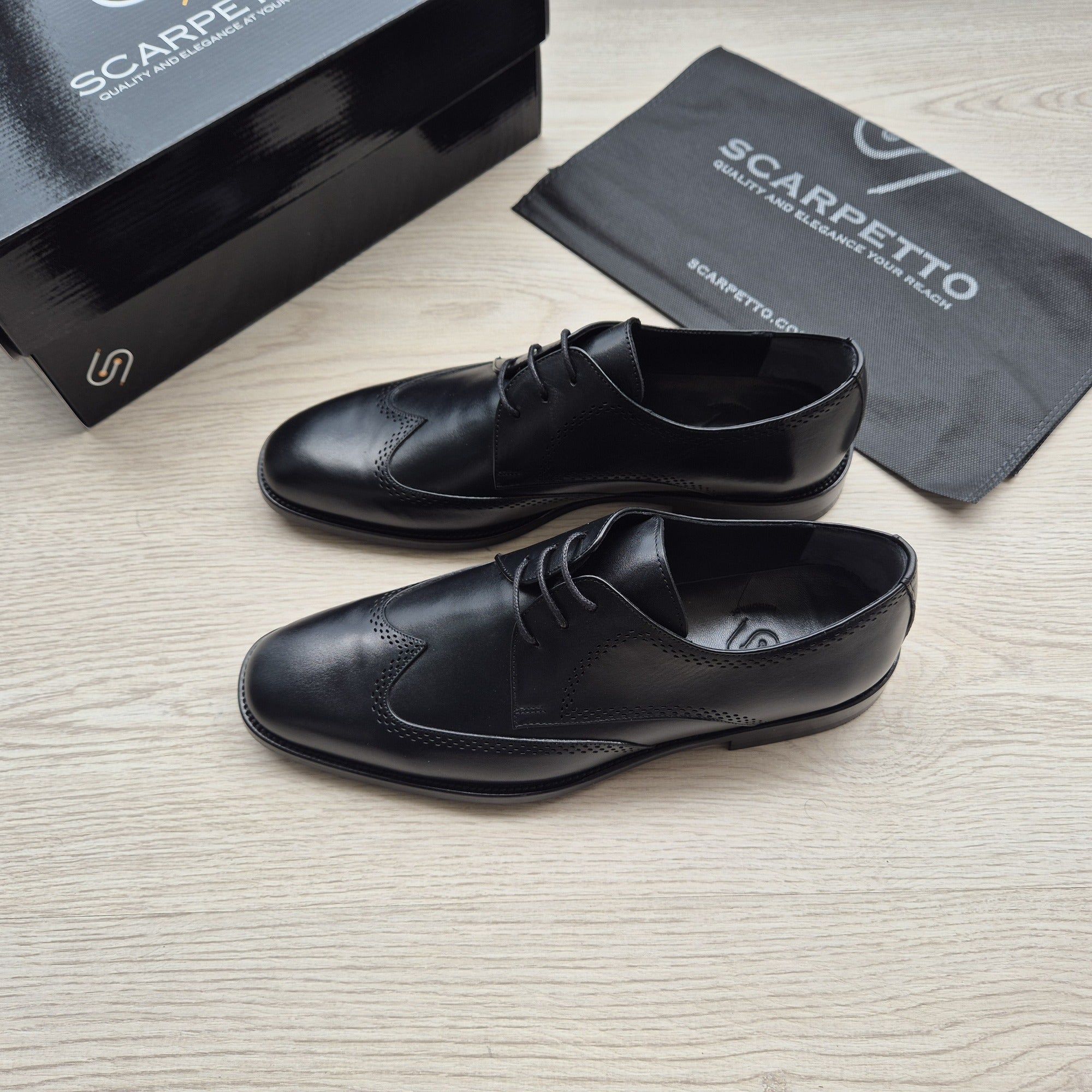 Rinaldo Jet Black Wingtip Brogue Derby — front view | Scarpetto