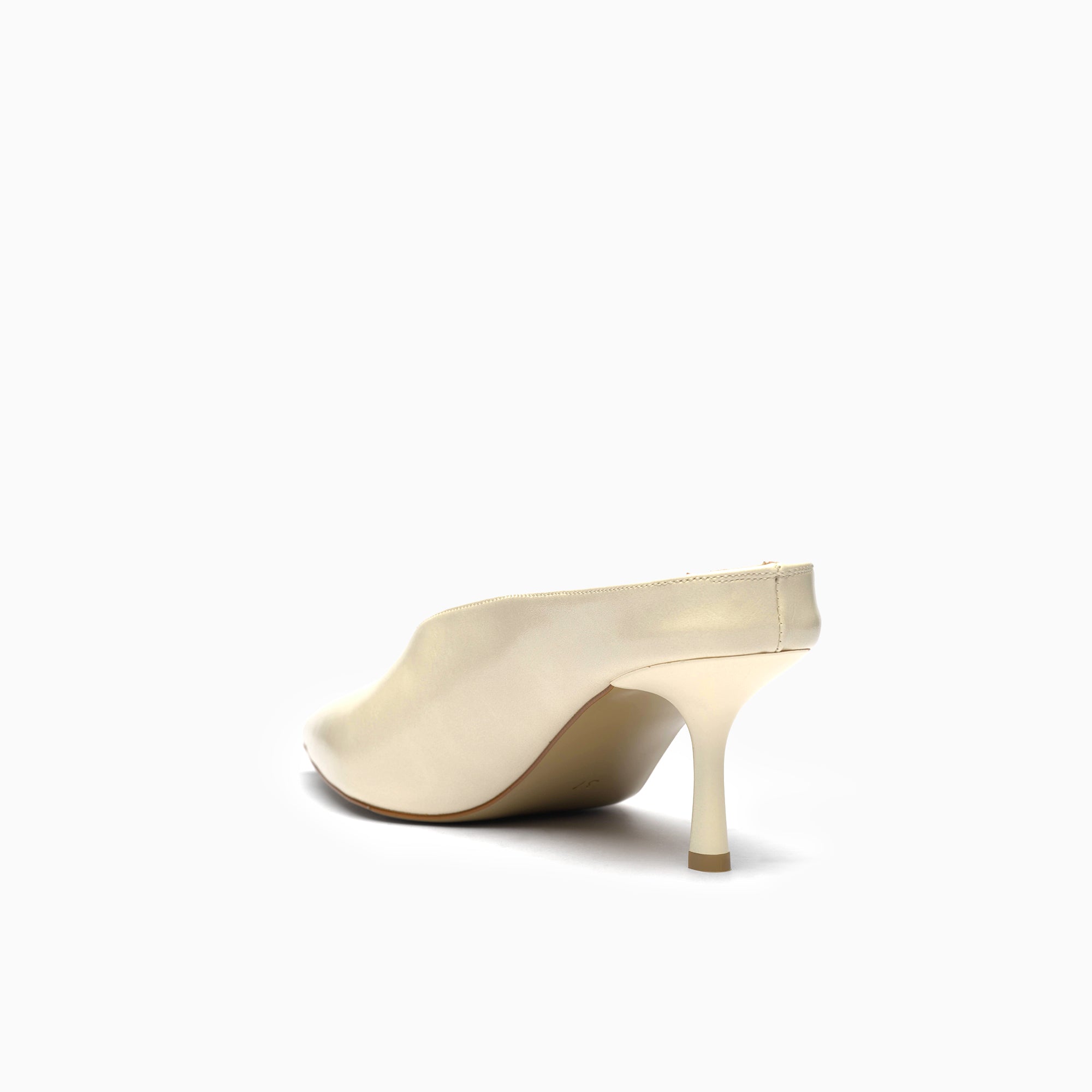 Serena Ivory Cream Pointed Backless Mule — heel detail | Scarpetto